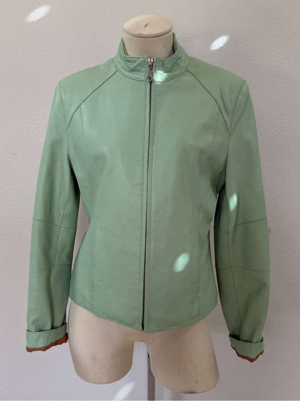 Vintage Wilson’s Leather Mint Green Jacket - Picture 4 of 11